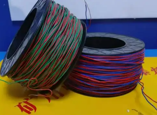 镇海放炮线的主要材质有哪些？不同材质的适用场景有何区别？